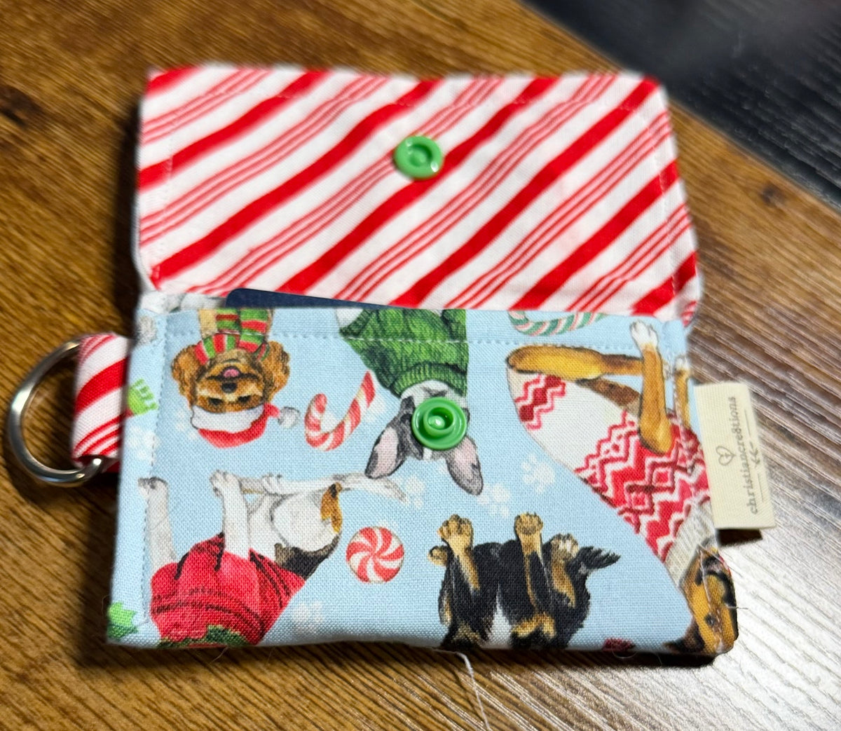 🎄 Christmas Dog Fabric Snap Wallet~
Handmade ID Card Holder D-Ring