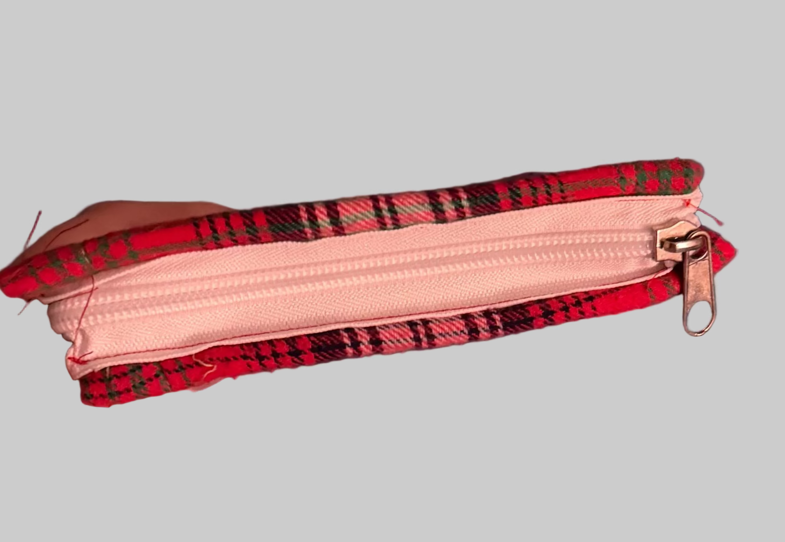 Red Plaid Zipper Pouch, Handmade Coin Purse, Small Cosmetic Bag, Mini Wallet, Christmas Stocking Stuffer, Handmade Gift